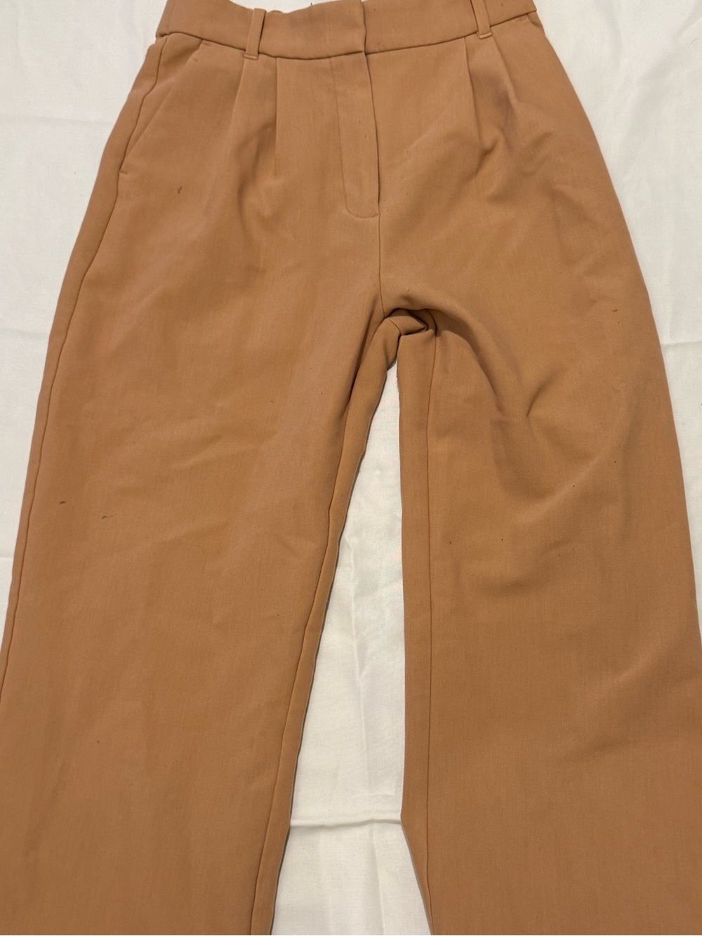 Abercrombie & Fitch Straight Leg Pants in Camel Tan